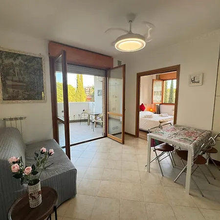 Apartment Flower Garden House *