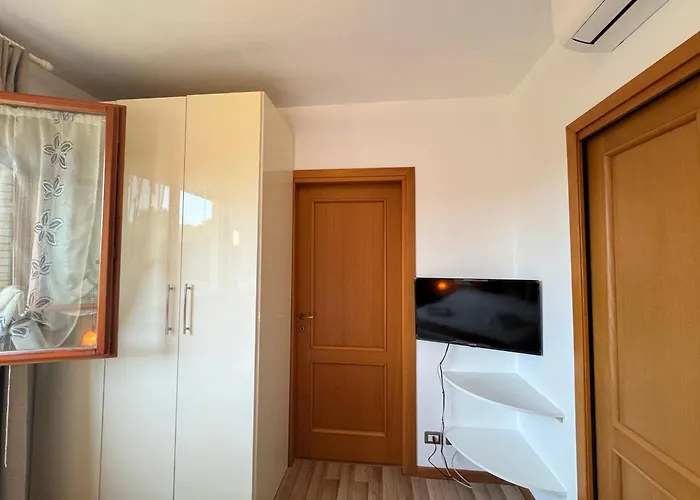 Flower Garden House *